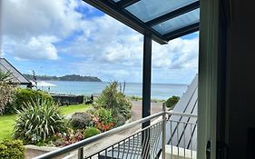 Beachfront On Waiheke